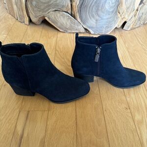 Aqua College for Naturalizer booties NWOT